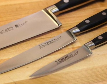 3 Claveles|Ferretería IZQUIERDO Vitoria